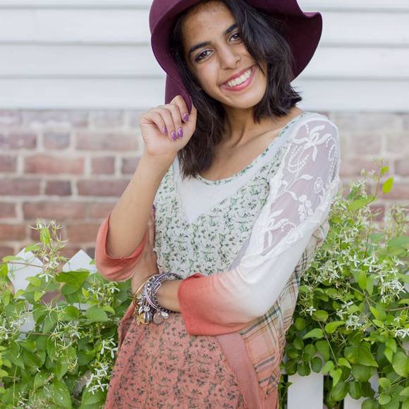 Meet your Posher, Genesis - Picture 1 of 1